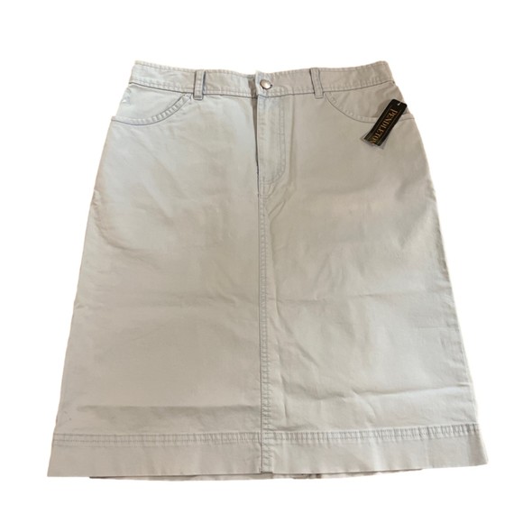 Pendleton Dresses & Skirts - NWT Pendleton Pale Blue Front Pockets with Belt Loops Knee Length Skirt Size 10